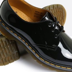 Dr. Martens 1461 Classic Oxford Size 6.5 Women’s